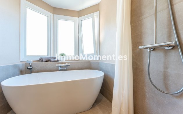 Resale - Villa - Benalmadena - La Capellania