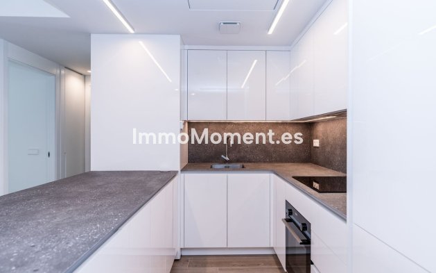 Resale - Apartment - Fuengirola - Fuengirola Centro
