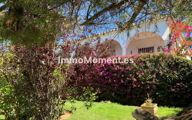 Resale - Villa - Marbella - Marbesa