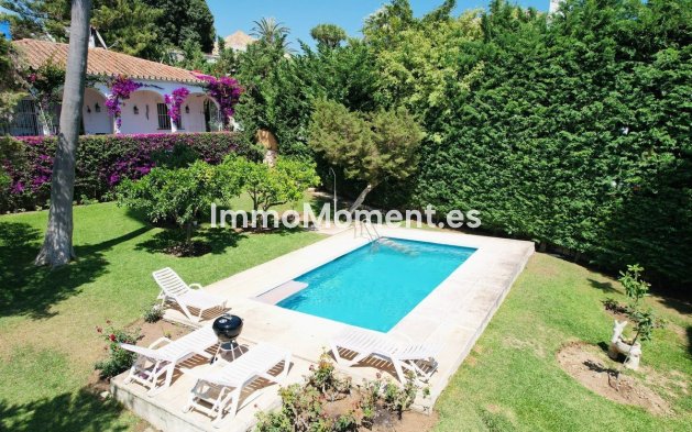 Resale - Villa - Marbella - Marbesa