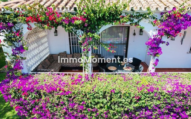 Resale - Villa - Marbella - Marbesa