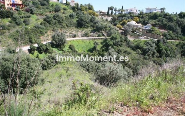 Obra nueva - Terreno - Marbella - El Rosario