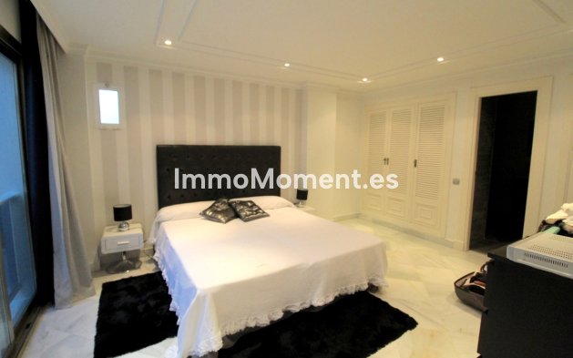 Wiederverkauf - Wohnung - Marbella - Puerto Banús