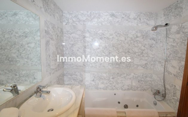 Wiederverkauf - Wohnung - Marbella - Puerto Banús