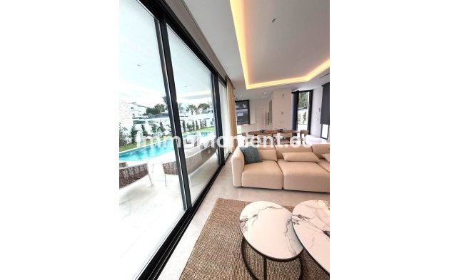 Bestaande woning - Villa - Estepona  - Atalaya