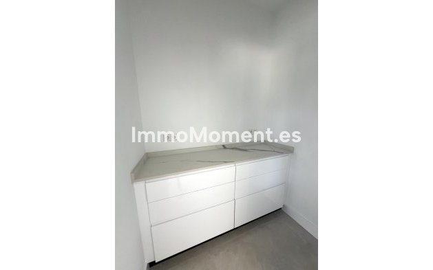 Bestaande woning - Villa - Estepona  - Atalaya