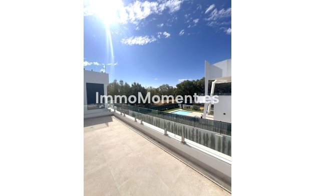 Bestaande woning - Villa - Estepona  - Atalaya