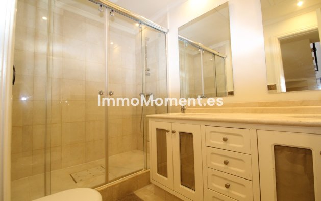 Wiederverkauf - Villa - Marbella - The Golden Mile