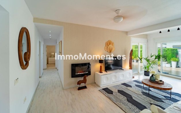 Wiederverkauf - Villa - Marbella - Marbesa