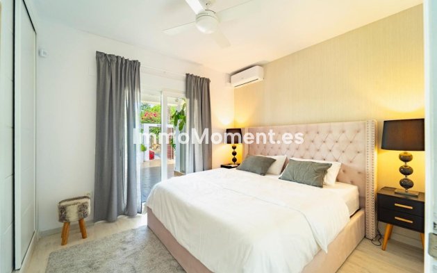 Wiederverkauf - Villa - Marbella - Marbesa