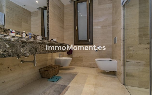 Wiederverkauf - Villa - Marbella - Guadalmina Baja