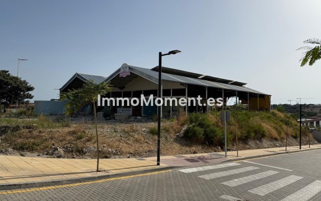 Resale - Land - Estepona - Cancelada