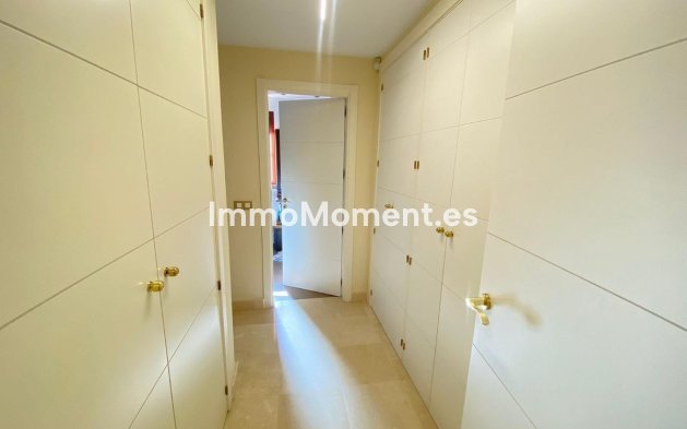 Reventa - Apartamento - Benahavís - Benahavís Centro