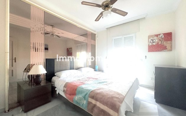 Resale - Villa - Estepona - Cancelada