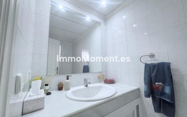 Resale - Villa - Estepona - Cancelada