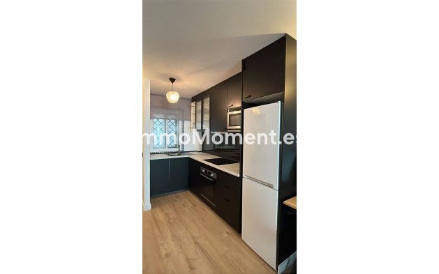 Wiederverkauf - Wohnung - Marbella - Artola