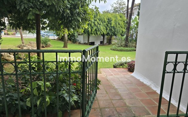 Revente - Appartement - Estepona  - Estepona Centro