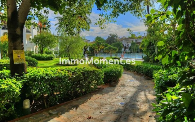 Revente - Appartement - Estepona  - Estepona Centro