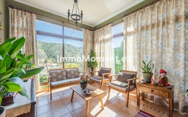 Resale - Apartment - Benahavís - Benahavís Centro