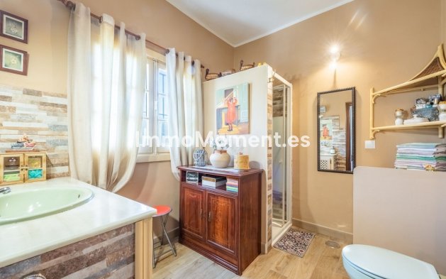 Resale - Apartment - Benahavís - Benahavís Centro