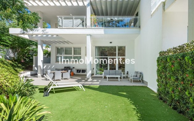 Resale - Apartment - Benahavís - Benahavís Centro