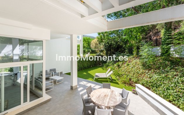 Resale - Apartment - Benahavís - Benahavís Centro