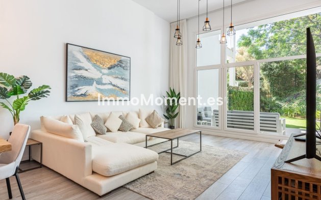 Resale - Apartment - Benahavís - Benahavís Centro