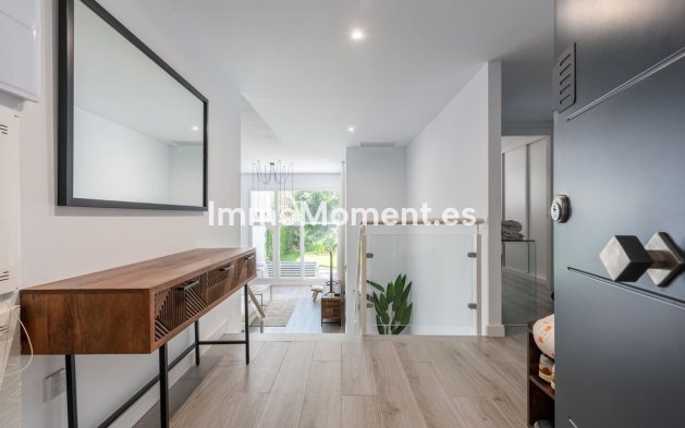 Resale - Apartment - Benahavís - Benahavís Centro