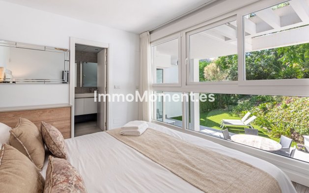 Resale - Apartment - Benahavís - Benahavís Centro