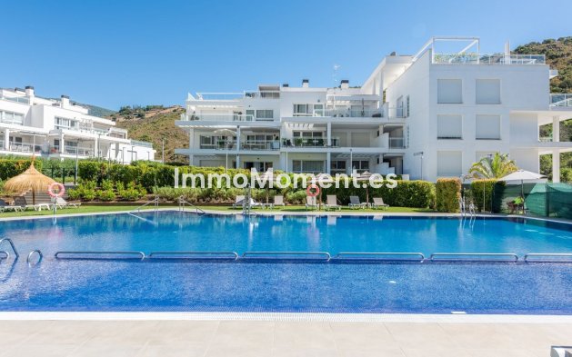 Resale - Apartment - Benahavís - Benahavís Centro