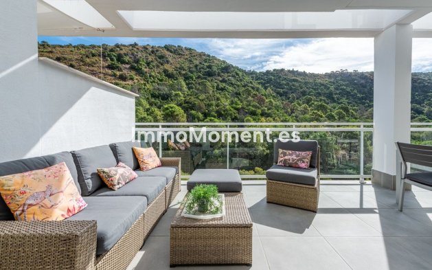 Resale - Apartment - Benahavís - Benahavís Centro