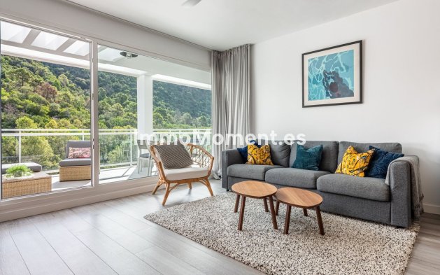 Resale - Apartment - Benahavís - Benahavís Centro