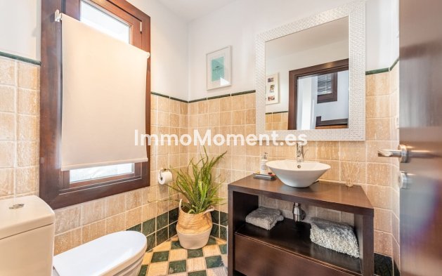 Resale - Villa - Benahavís - Benahavís Centro