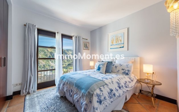 Resale - Villa - Benahavís - Benahavís Centro