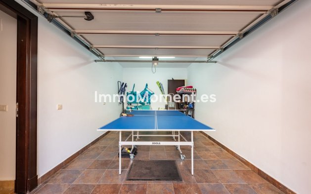 Resale - Villa - Benahavís - Benahavís Centro