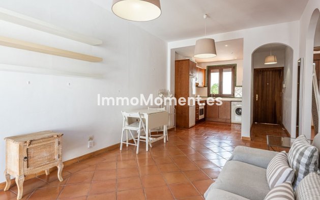 Reventa - Apartamento - Benahavís - Benahavís Centro