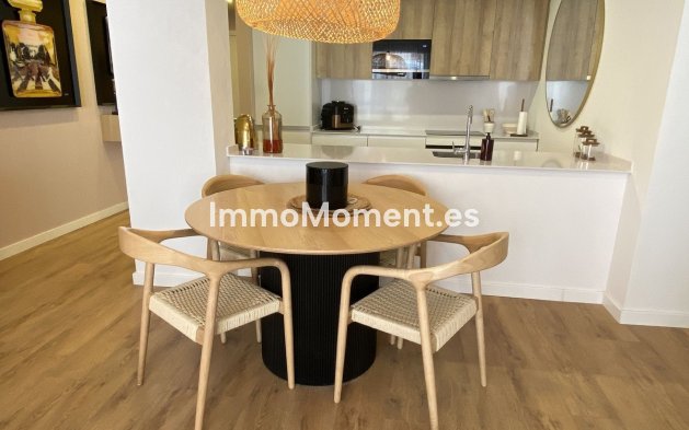 Revente - Appartement - Estepona  - Estepona Centro