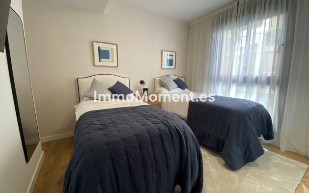 Revente - Appartement - Estepona  - Estepona Centro