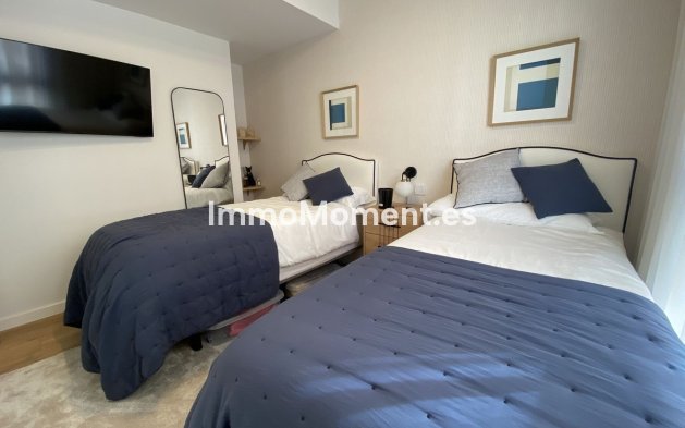 Revente - Appartement - Estepona  - Estepona Centro