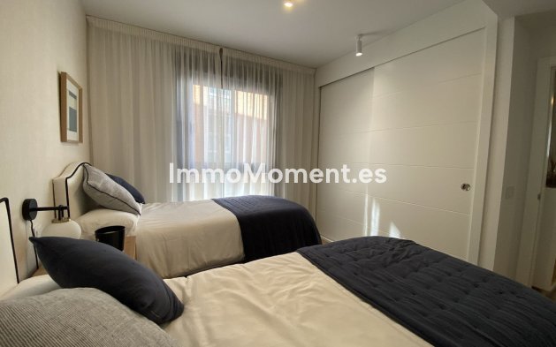 Revente - Appartement - Estepona  - Estepona Centro