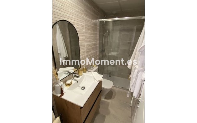 Revente - Appartement - Estepona  - Estepona Centro