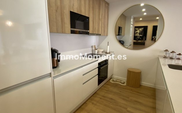 Revente - Appartement - Estepona  - Estepona Centro