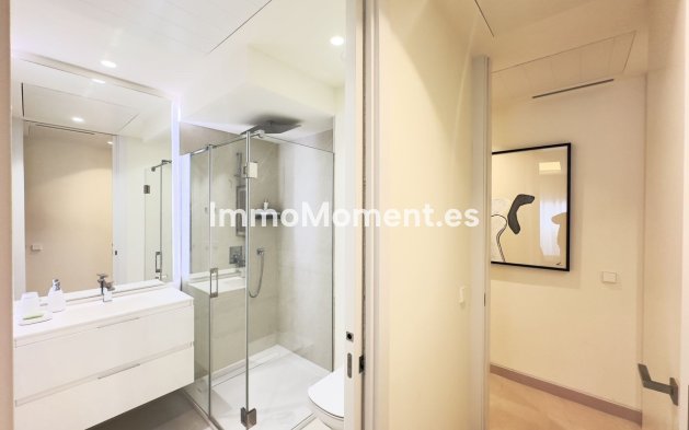 Wiederverkauf - Wohnung - Estepona  - Estepona Centro