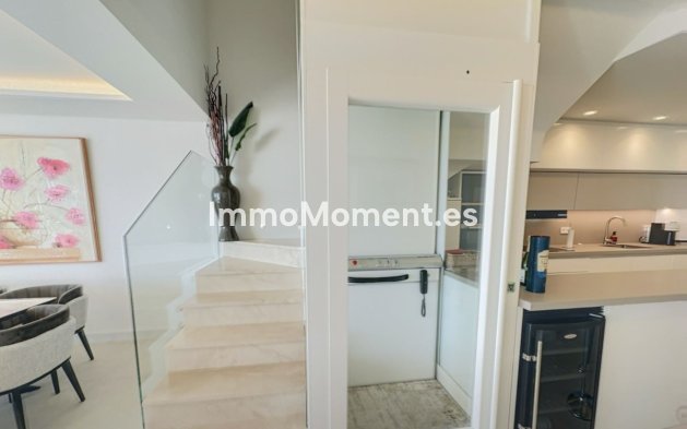 Revente - Appartement - Estepona  - Estepona Centro