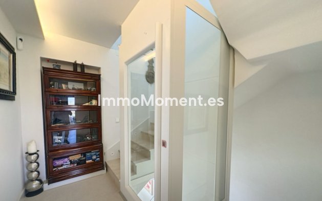 Revente - Appartement - Estepona  - Estepona Centro