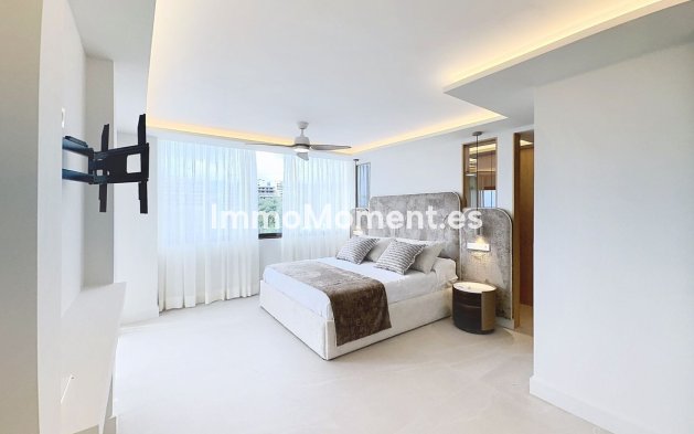 Wiederverkauf - Wohnung - Estepona  - Estepona Centro