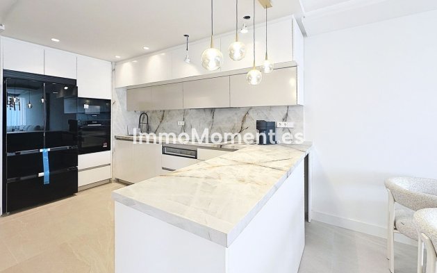 Wiederverkauf - Wohnung - Estepona  - Estepona Centro