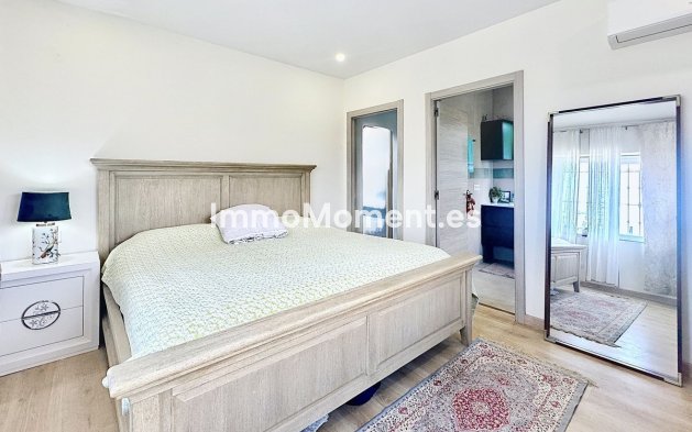 Wiederverkauf - Villa - Estepona  - Estepona Centro