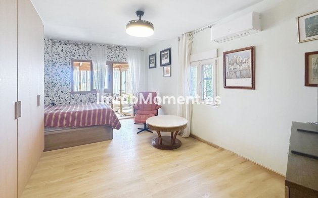 Wiederverkauf - Villa - Estepona  - Estepona Centro