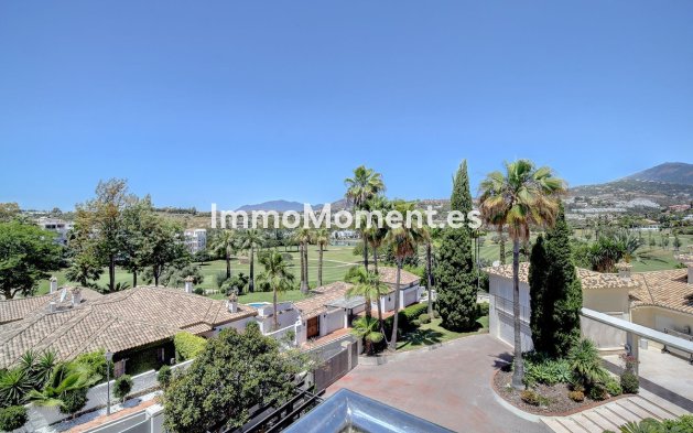 Wiederverkauf - Villa - Marbella - Nueva Andalucía